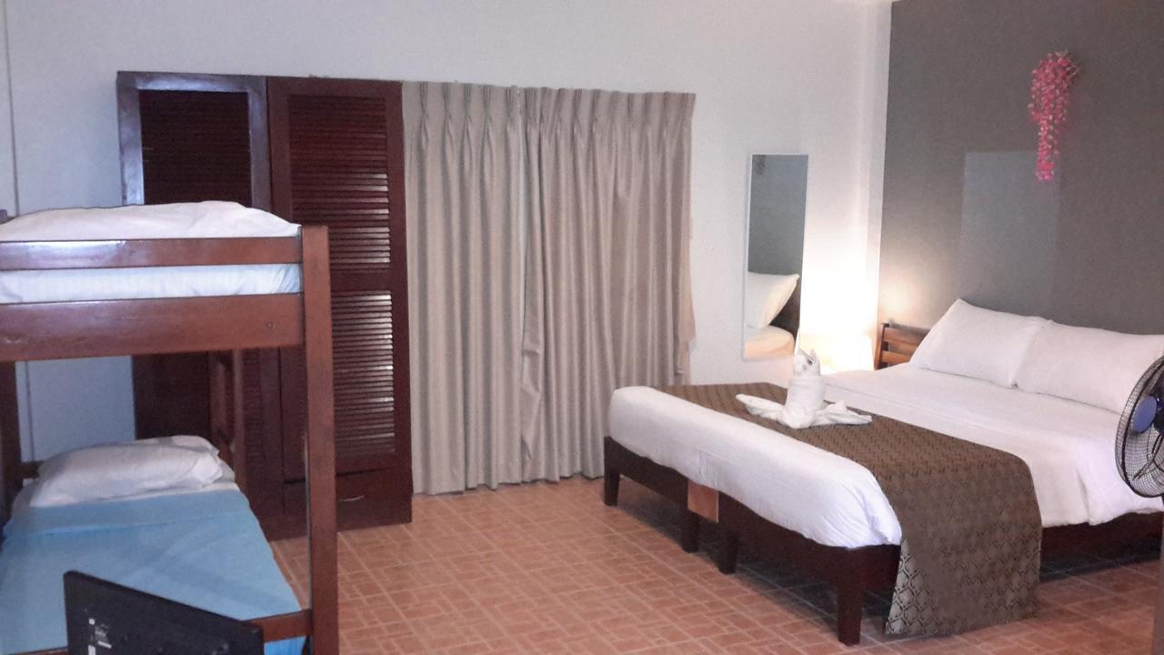 Conrada'S Place Hotel And Resort Đảo Đảo Panglao Ngoại thất bức ảnh