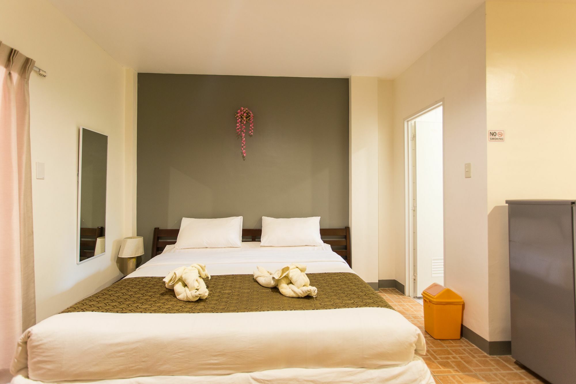 Conrada'S Place Hotel And Resort Đảo Đảo Panglao Ngoại thất bức ảnh