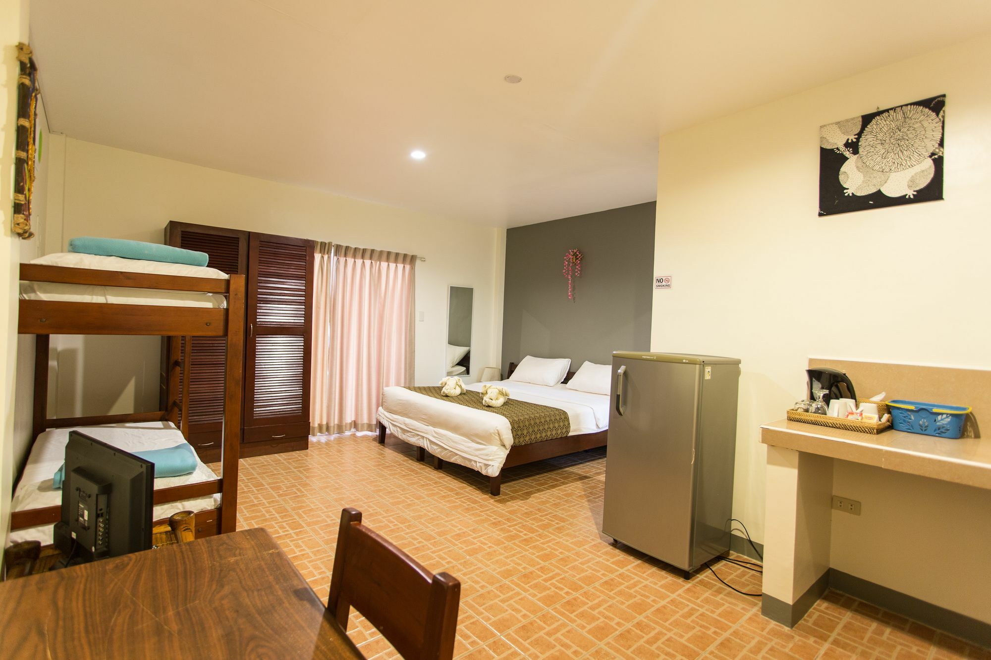 Conrada'S Place Hotel And Resort Đảo Đảo Panglao Ngoại thất bức ảnh